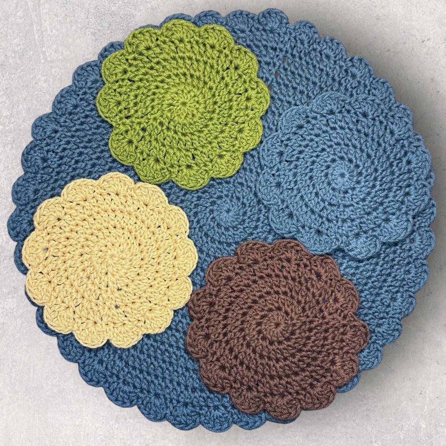 Placemat with matching Coaster