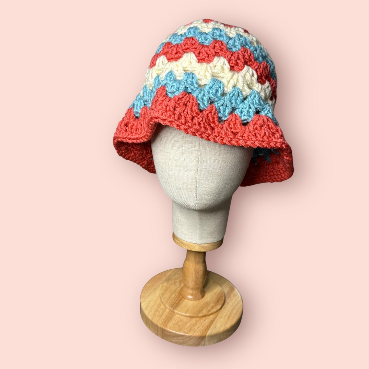 Granny Stitch Bucket Hat